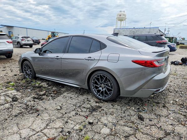 2025 TOYOTA CAMRY
