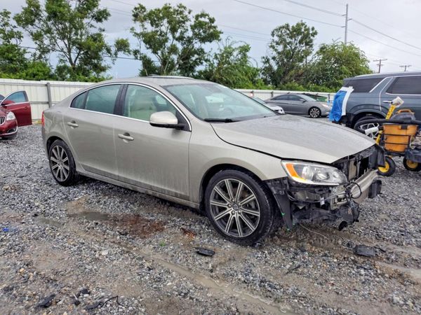 2016 VOLVO S60 SV33 Premier
