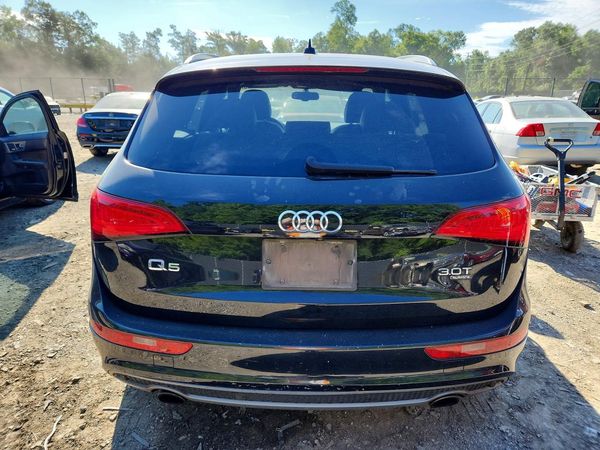 2013 AUDI Q5 Premium Plus