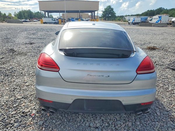 2014 PORSCHE PANAMERA S (2WD), 4S (4WD)