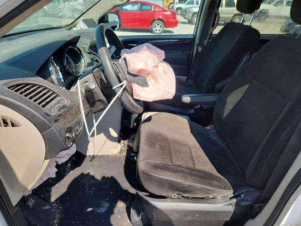 2012 DODGE GRAND CARAVAN SE