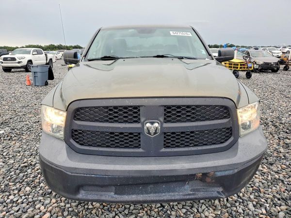 2015 RAM 1500 ST
