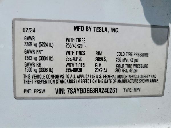 2024 TESLA MODEL Y