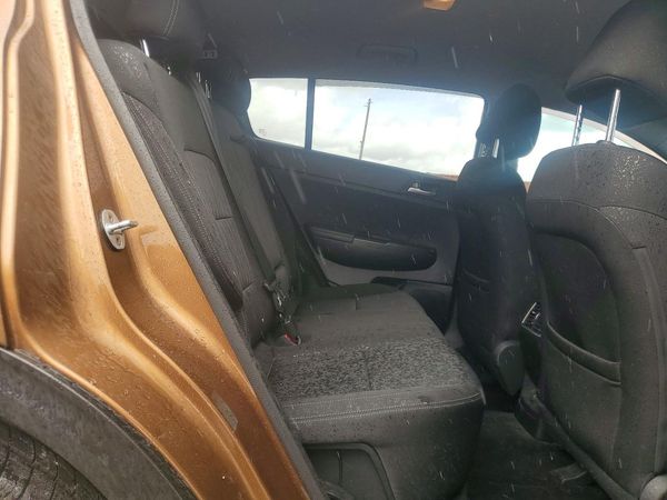 2017 KIA SPORTAGE LX
