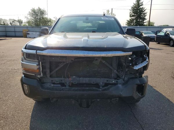 2018 CHEVROLET SILVERADO LT