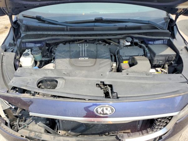 2018 KIA SEDONA LX