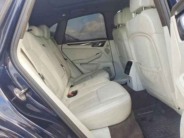 2018 PORSCHE MACAN Macan S