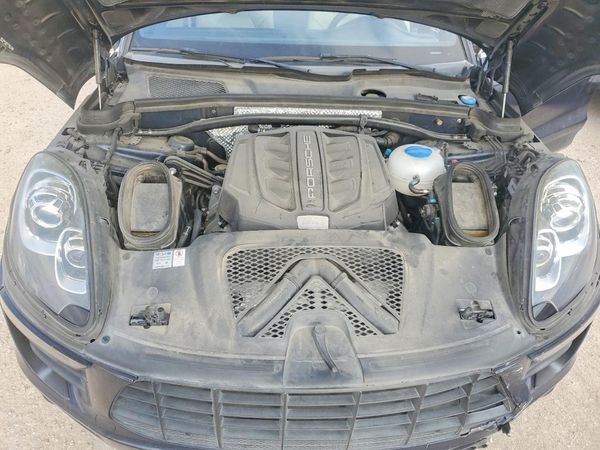 2018 PORSCHE MACAN Macan S