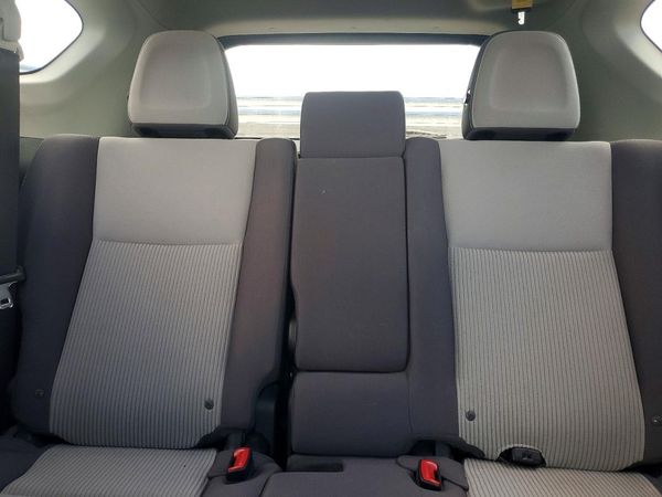 2015 TOYOTA RAV4 XLE (M Grade)