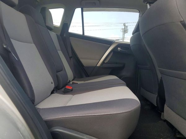 2015 TOYOTA RAV4 XLE (M Grade)