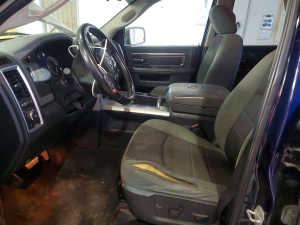 2013 RAM 1500 SLT QUAD CAB 4X4