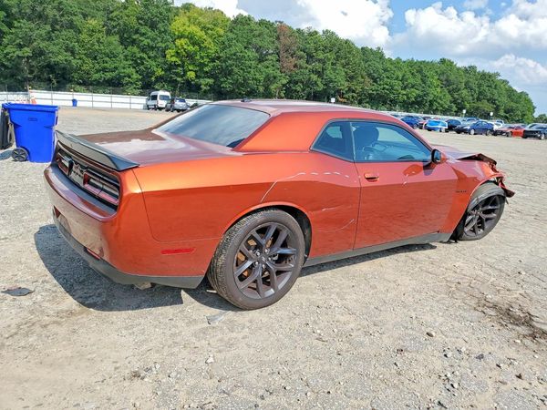 2022 DODGE CHALLENGER