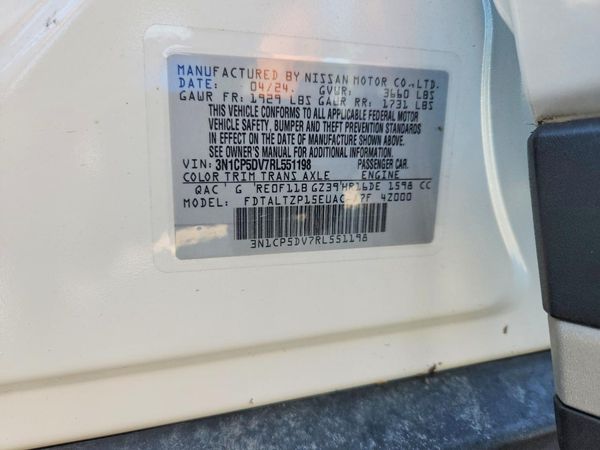2024 NISSAN KICKS SR