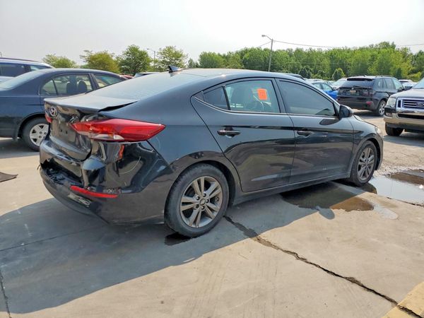 2017 HYUNDAI ELANTRA