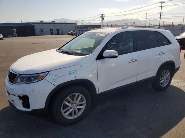 2015 KIA SORENTO GL