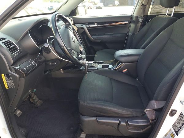2015 KIA SORENTO GL