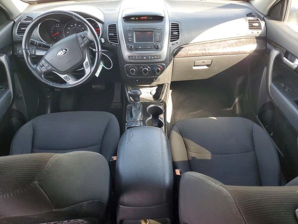 2015 KIA SORENTO GL