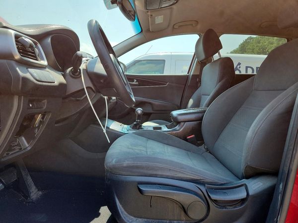 2017 KIA SORENTO L, LX