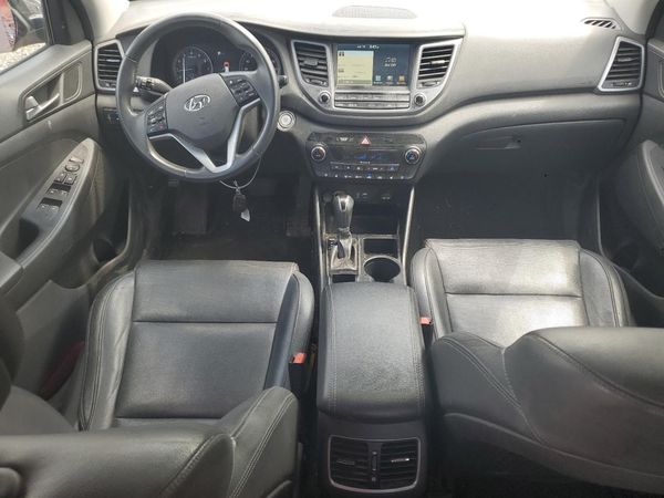 2017 HYUNDAI TUCSON