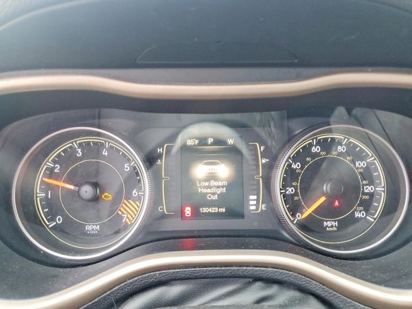 2015 JEEP CHEROKEE Sport