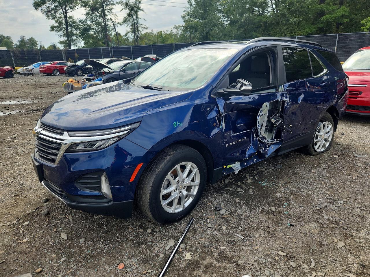 2022 CHEVROLET EQUINOX LT (1LT)