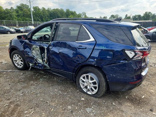 2022 CHEVROLET EQUINOX LT (1LT)