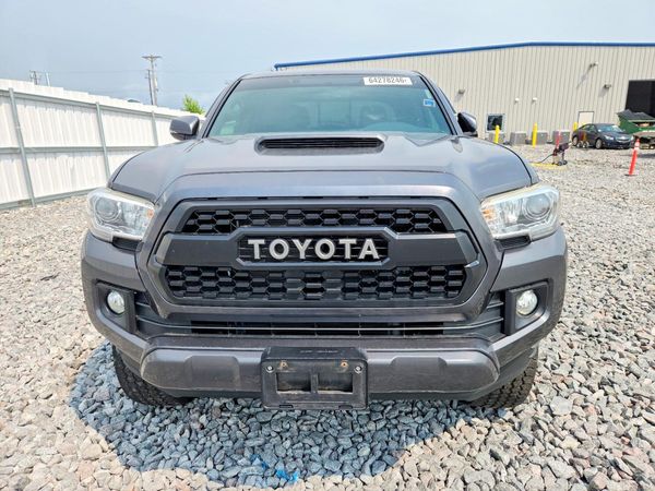 2016 TOYOTA TACOMA