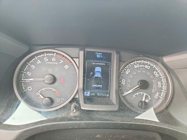 2016 TOYOTA TACOMA