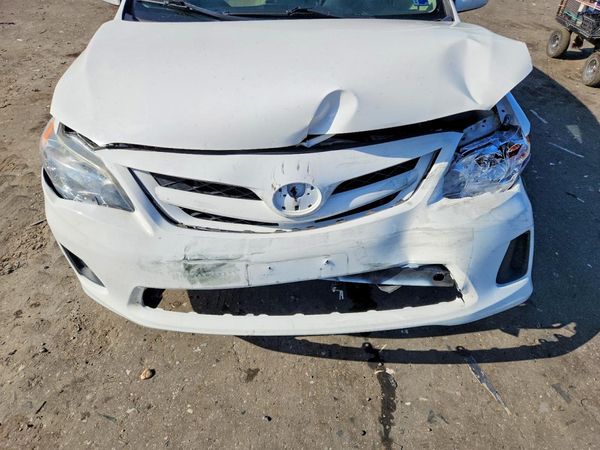 2012 TOYOTA COROLLA