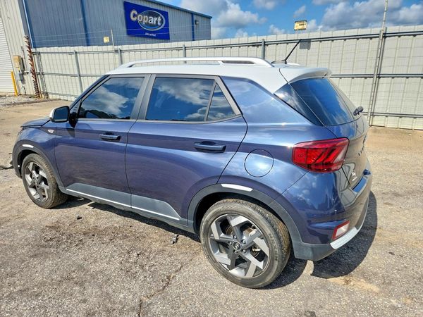 2023 HYUNDAI VENUE SEL, Limited