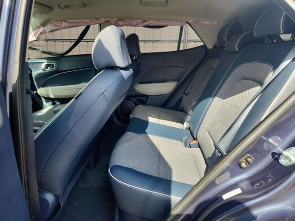 2023 HYUNDAI VENUE SEL, Limited