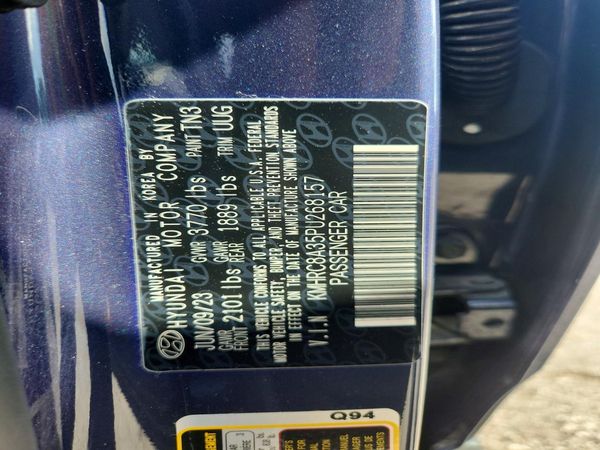 2023 HYUNDAI VENUE SEL, Limited