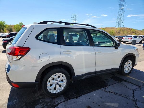 2019 SUBARU FORESTER