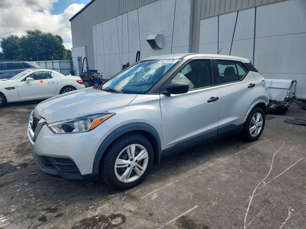2020 NISSAN KICKS