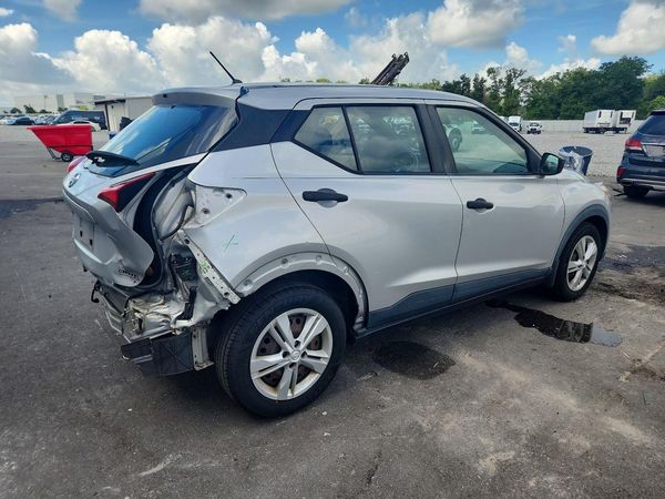 2020 NISSAN KICKS