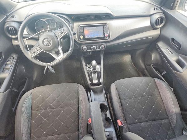 2020 NISSAN KICKS