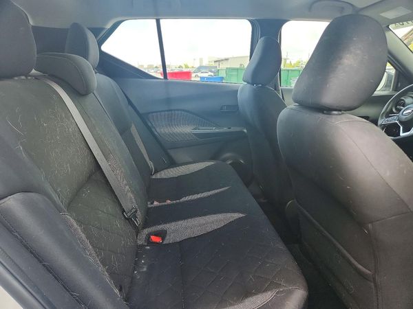 2020 NISSAN KICKS