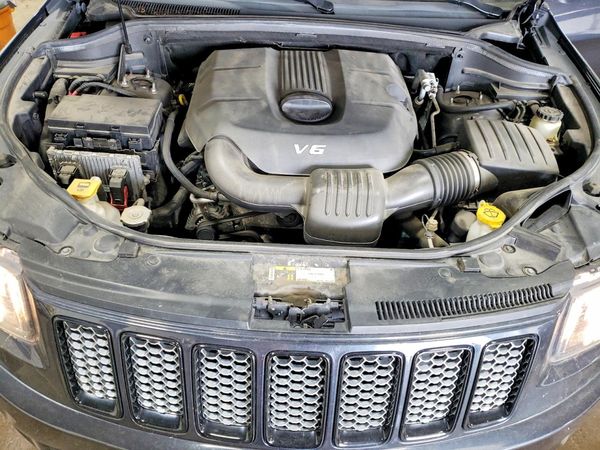 2015 JEEP GRAND CHEROKEE LAREDO 4X4