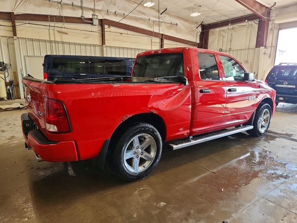 2013 RAM 1500 ST
