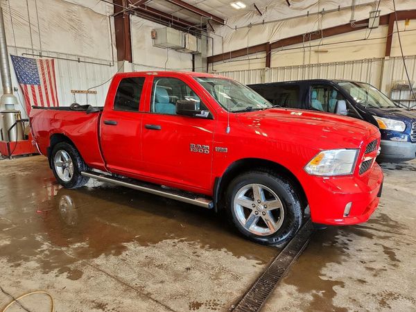 2013 RAM 1500 ST