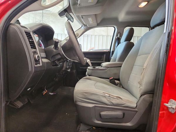 2013 RAM 1500 ST