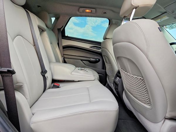 2013 CADILLAC SRX Base