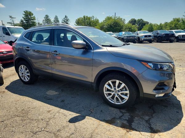 2021 NISSAN ROGUE SPORT SL — Passenger 3/4
