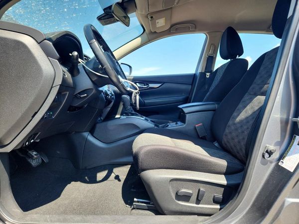 2021 NISSAN ROGUE SPORT SL — DENT