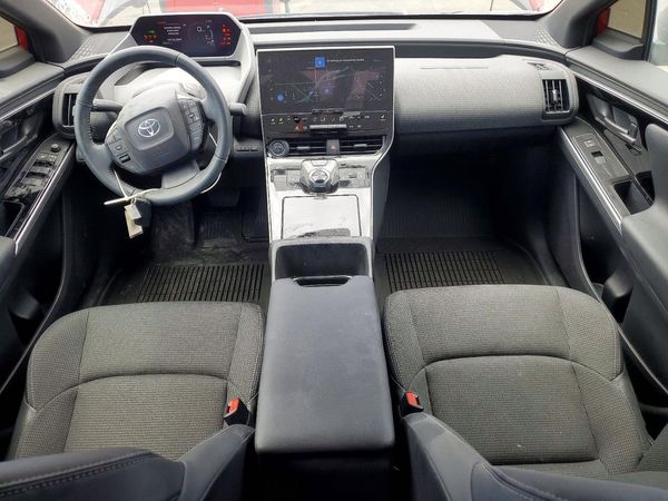 2025 TOYOTA BZ4X