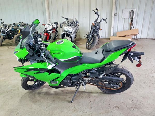 2026 KAWASAKI EX500