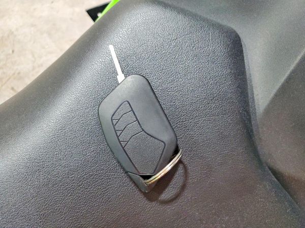 2026 KAWASAKI EX500