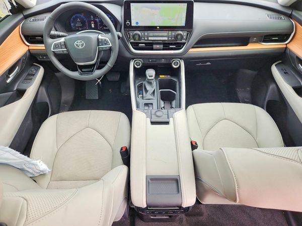 2026 TOYOTA GRAND HIGHLANDER