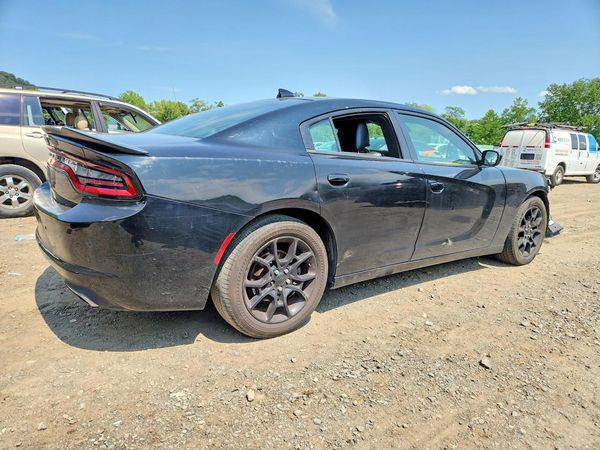 2017 DODGE CHARGER SXT
