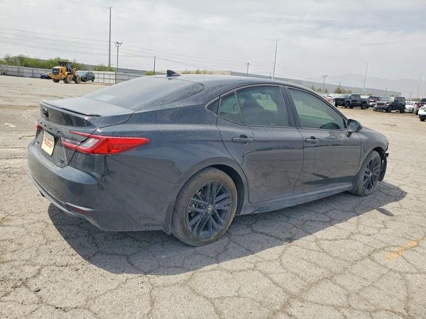 2025 TOYOTA CAMRY